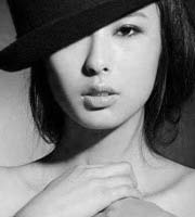 内衣办公室樱花动漫 恰恰是内衣这种困倦感背后海报