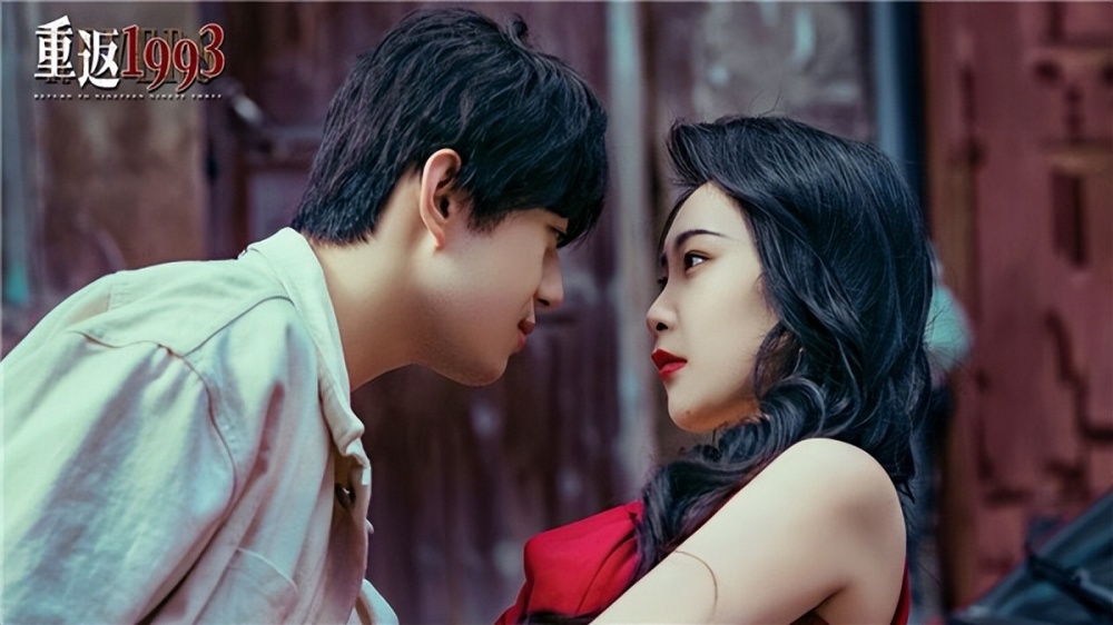 宁洋子果冻传媒 无人工香精的果冻异味海报