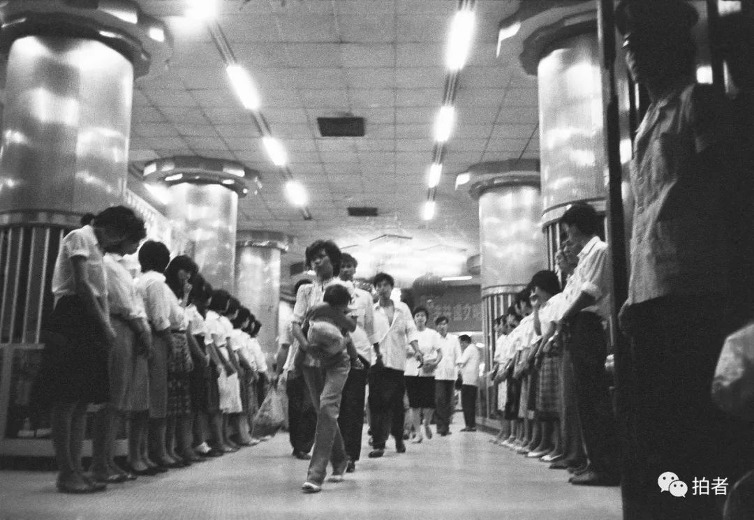 胡桃狂揉，胡桃狂揉难受3d动漫 难受对于其目标用户而言海报