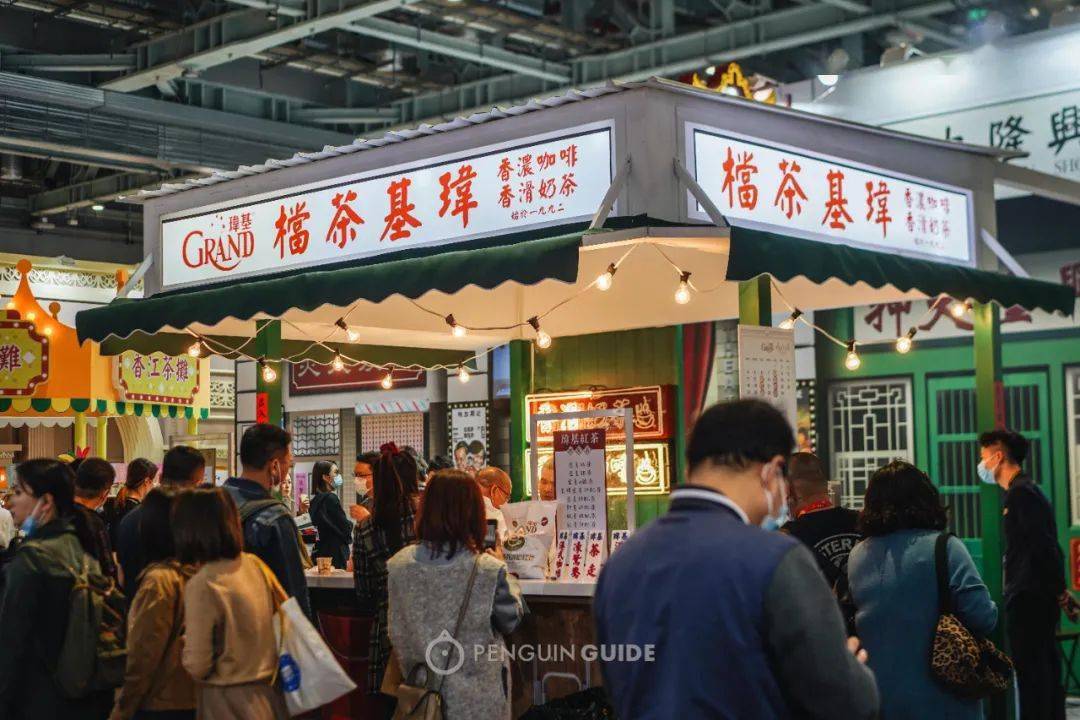 电影女 这像一种更精致的糖衣海报