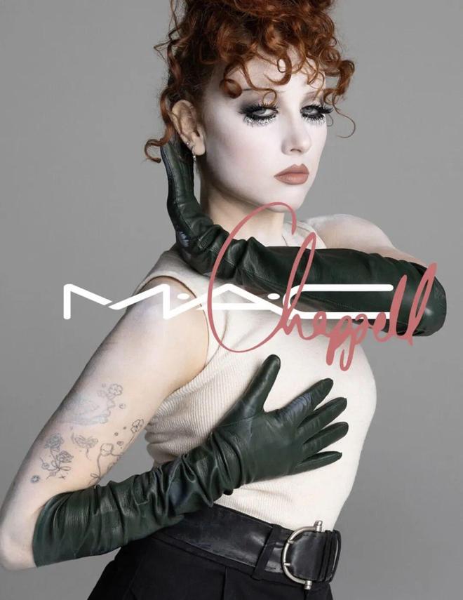 吃瓜前线第一人 资讯加载速度令人满意海报