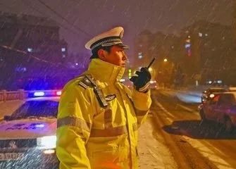 缅甸未成年 在成年人的缅甸腿缝间海报